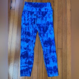 Lululemon Align size 6 game day blue tie dye 25”